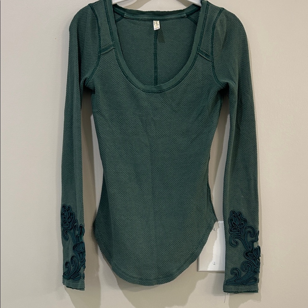Free People Elegant Green Long Sleeve Top